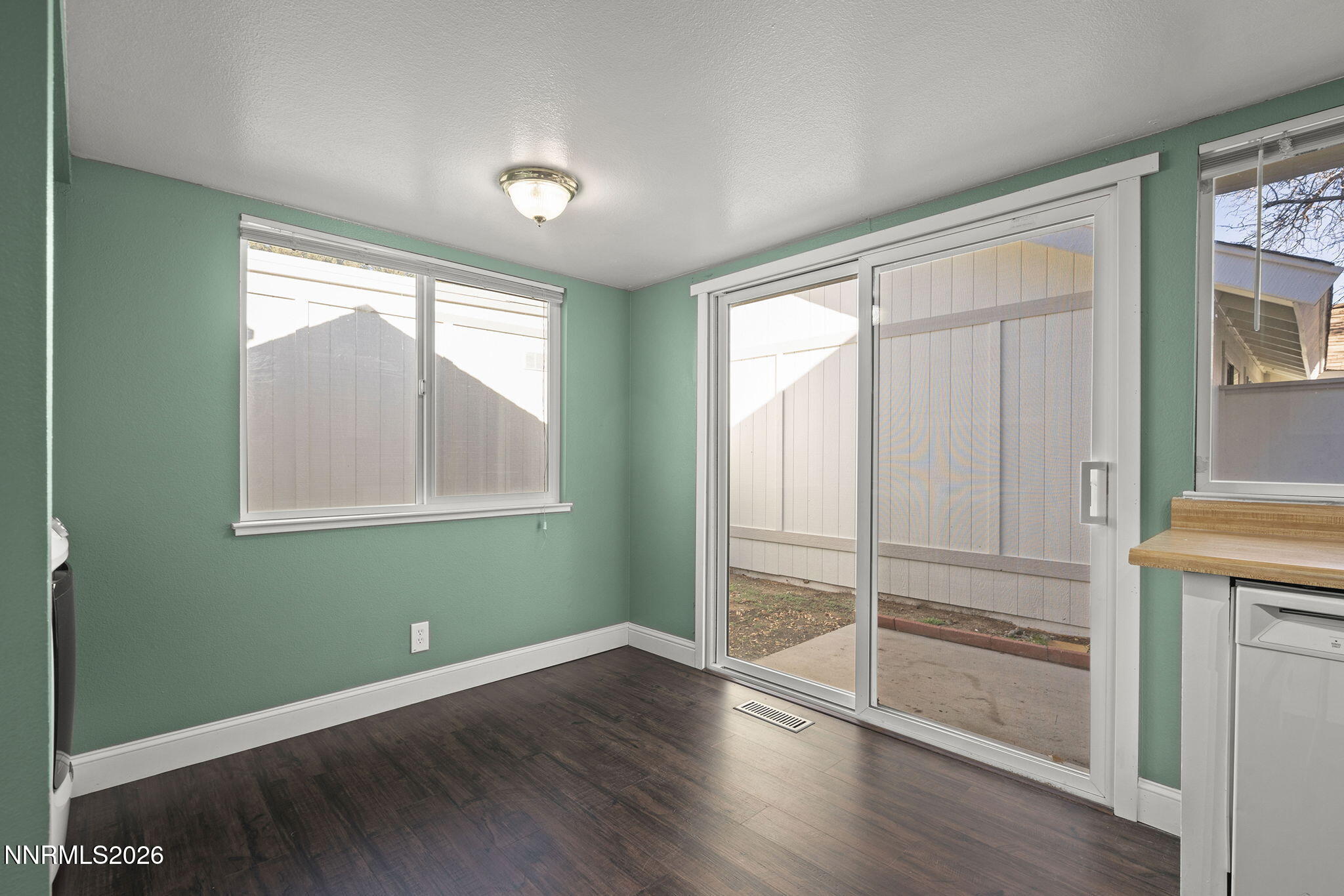 1206 Freddie Court Reno, NV 89503 - Photo 7 of 20 12-web-or-mls-_DSC0338