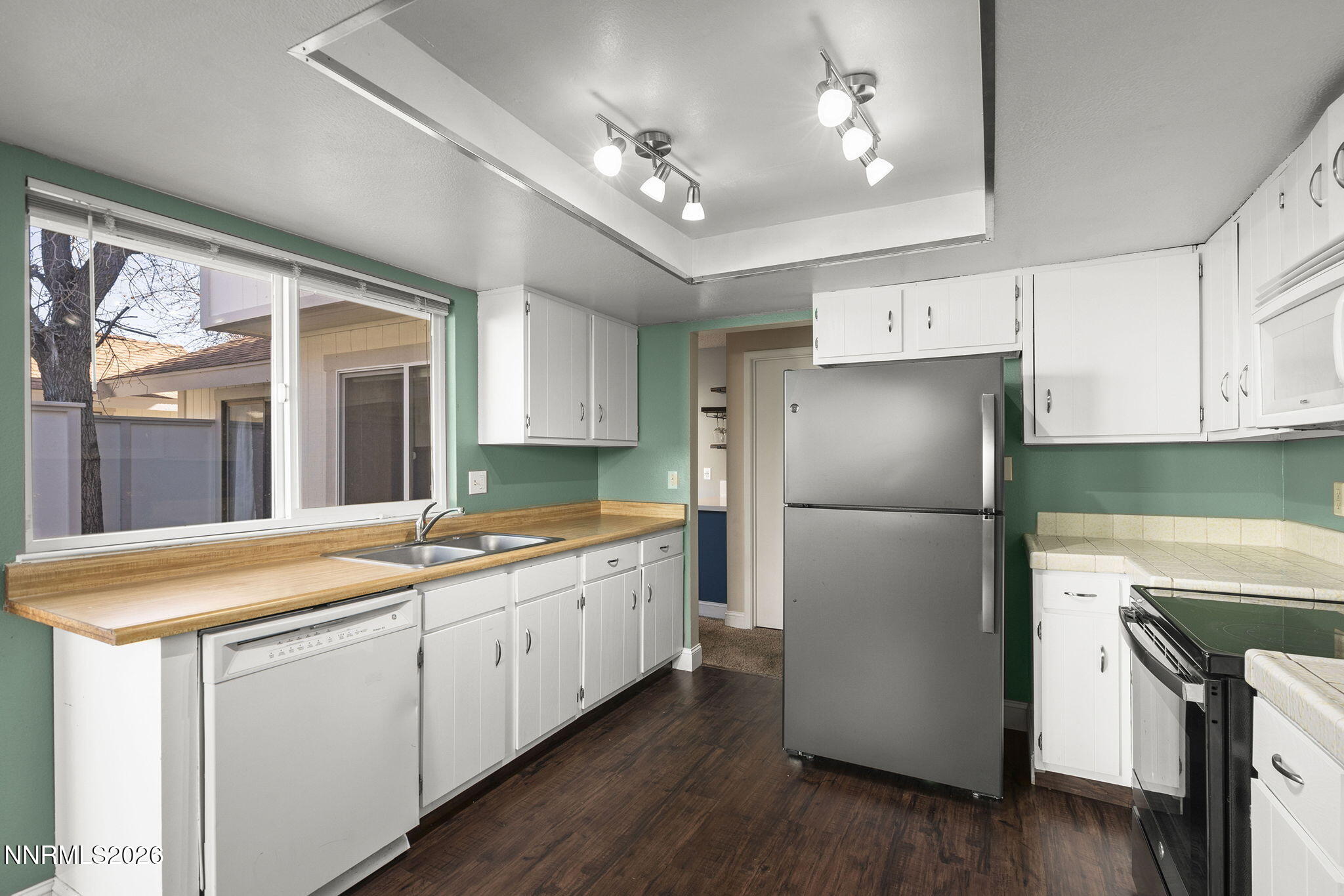 1206 Freddie Court Reno, NV 89503 - Photo 8 of 20 10-web-or-mls-_DSC0320