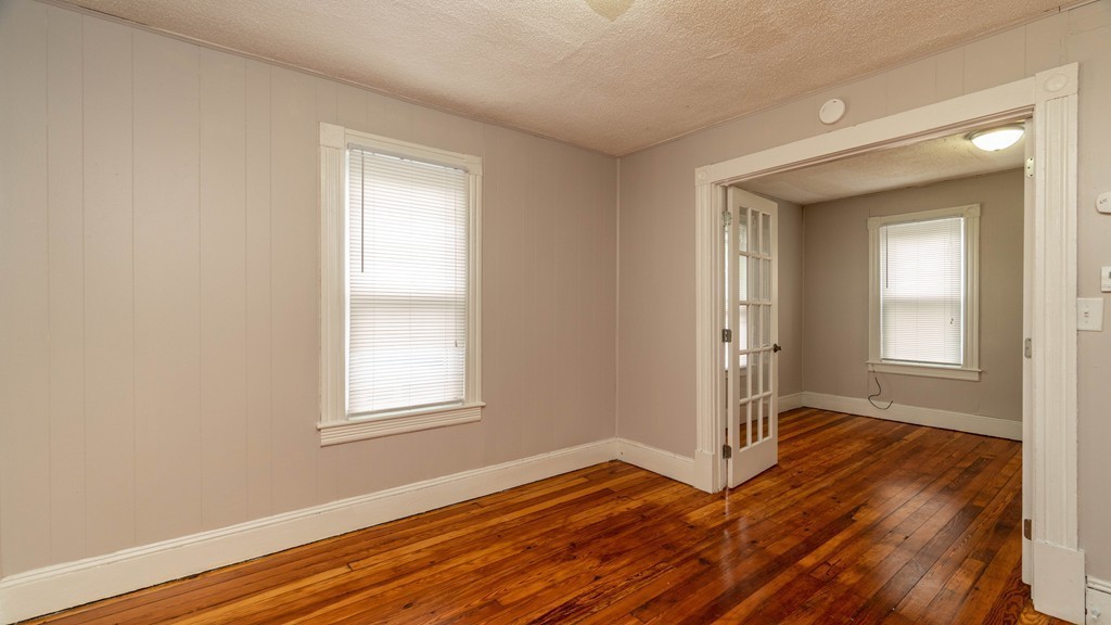 556 Springfield Street Chicopee, MA 01013 - Photo 13 of 26 Gallery Image 13
