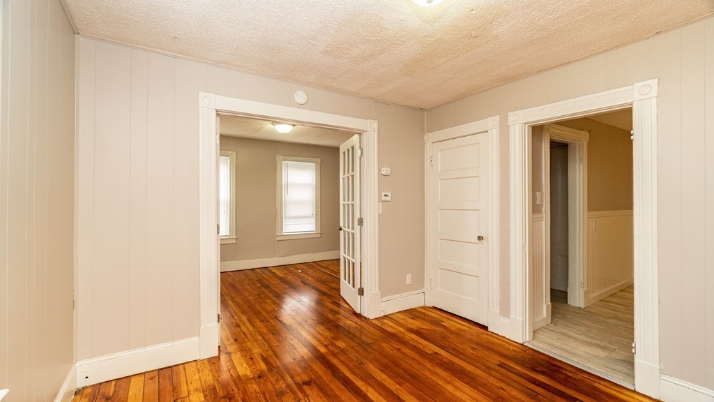 556 Springfield Street Chicopee, MA 01013 - Photo 14 of 26 Gallery Image 14