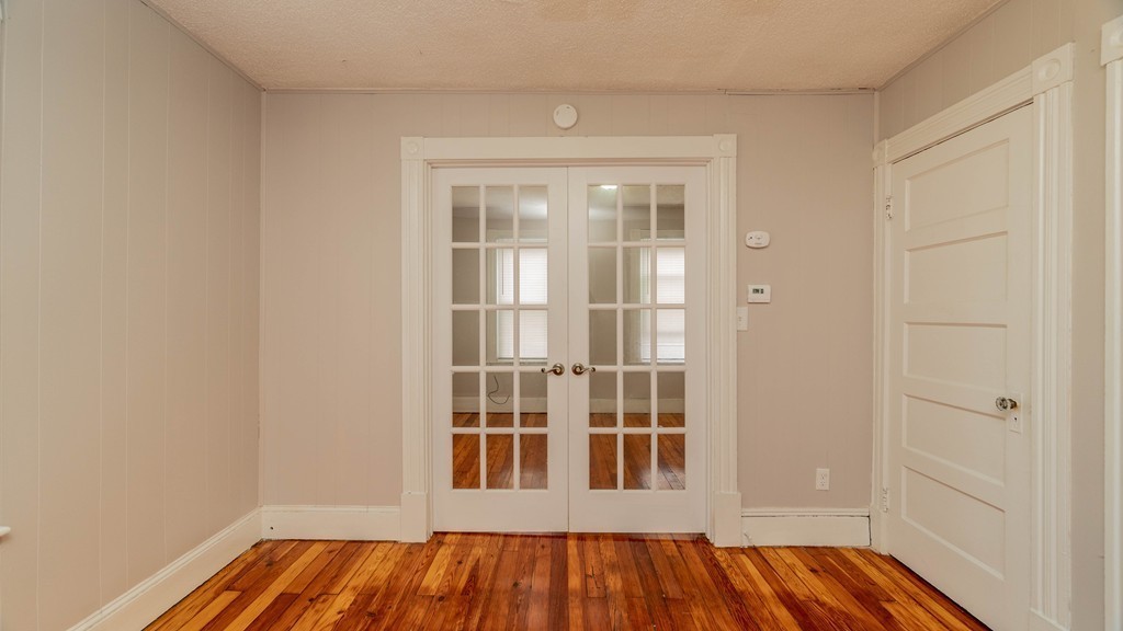 556 Springfield Street Chicopee, MA 01013 - Photo 15 of 26 Gallery Image 15
