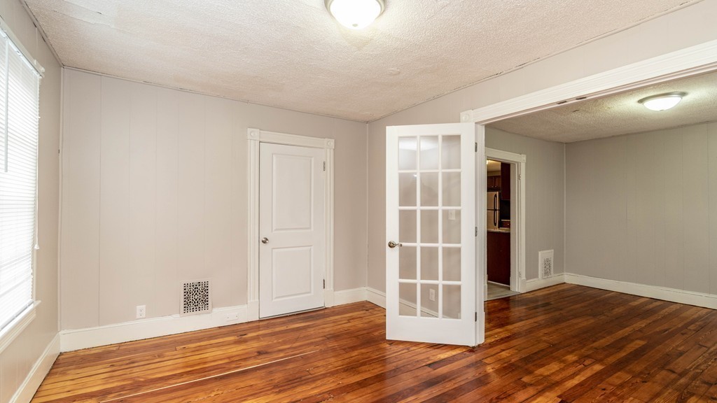 556 Springfield Street Chicopee, MA 01013 - Photo 18 of 26 Gallery Image 18