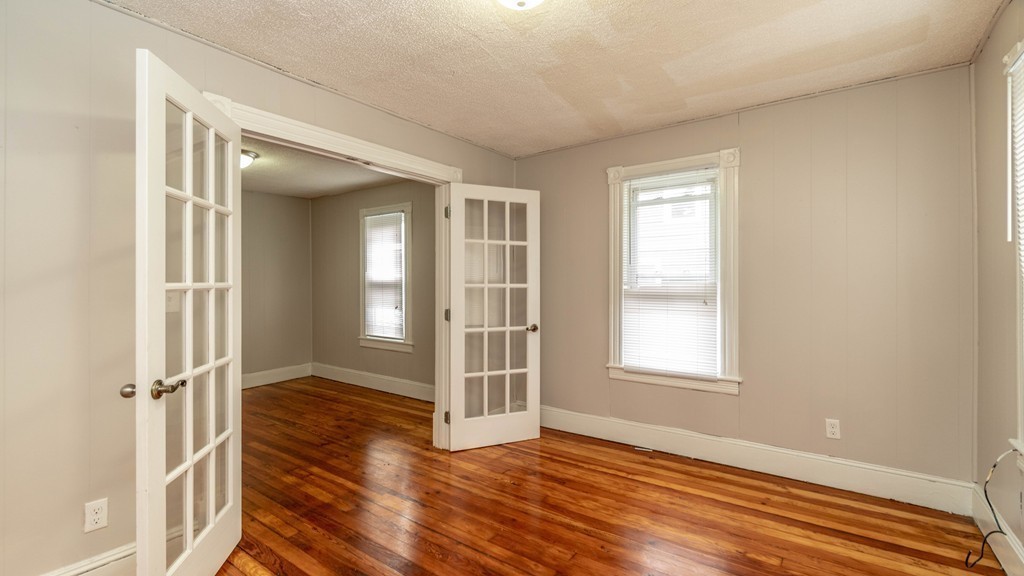 556 Springfield Street Chicopee, MA 01013 - Photo 19 of 26 Gallery Image 19