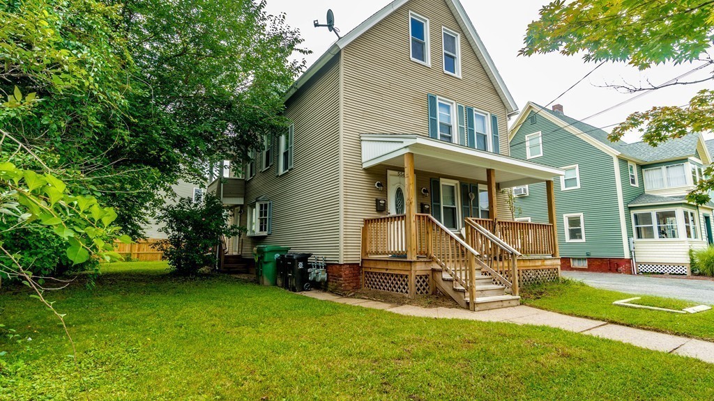 556 Springfield Street Chicopee, MA 01013 - Photo 2 of 26 Gallery Image 2