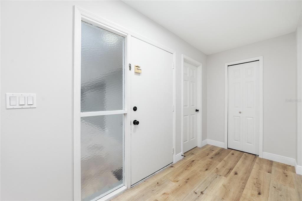320 Southeast 41st Avenue Ocala, FL 34471 - Photo 3 of 45 a view of bathroom