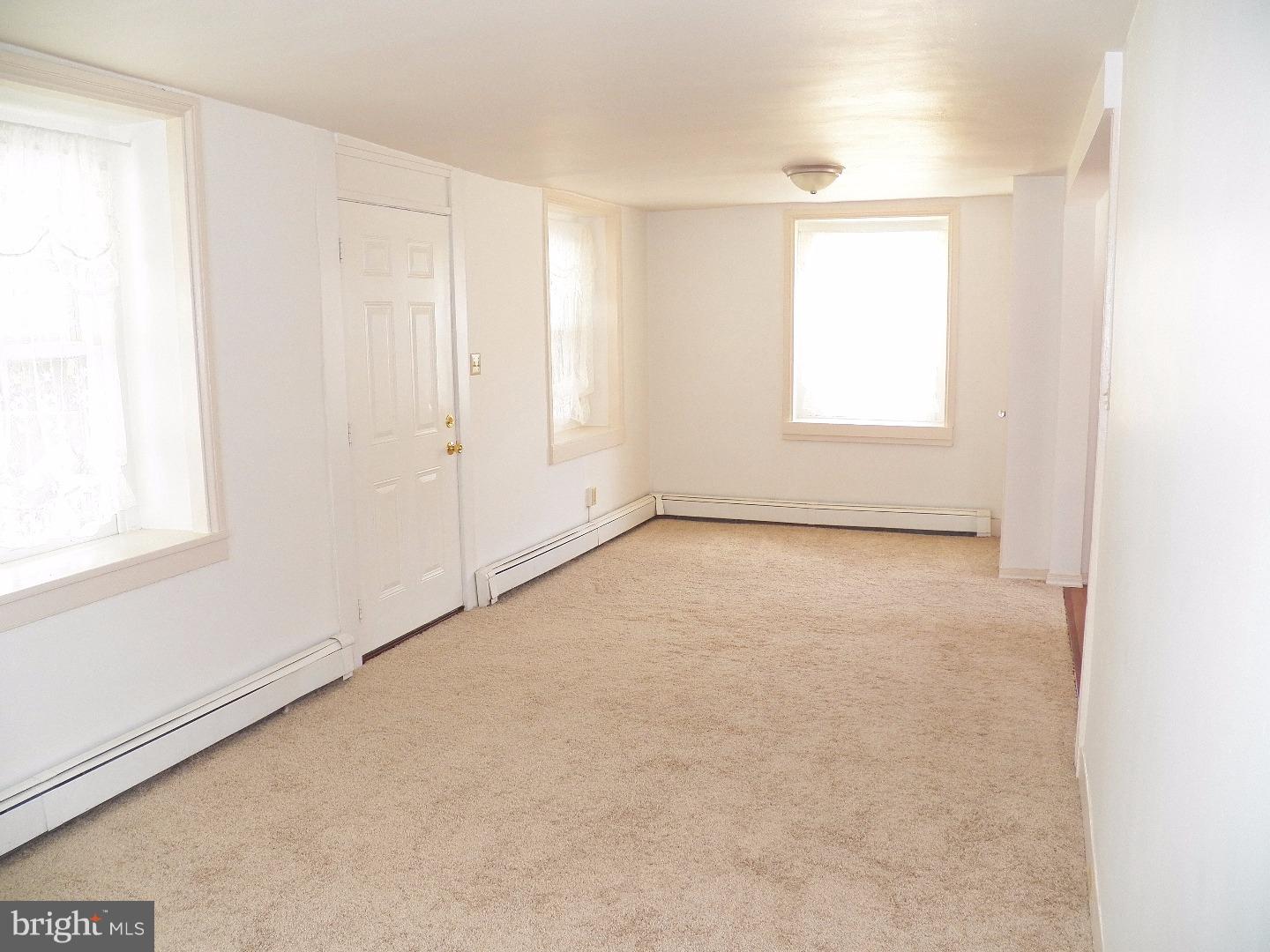 4710 Church View Road Zionsville, PA 18092 - Photo 8 of 24 Gallery Image 8