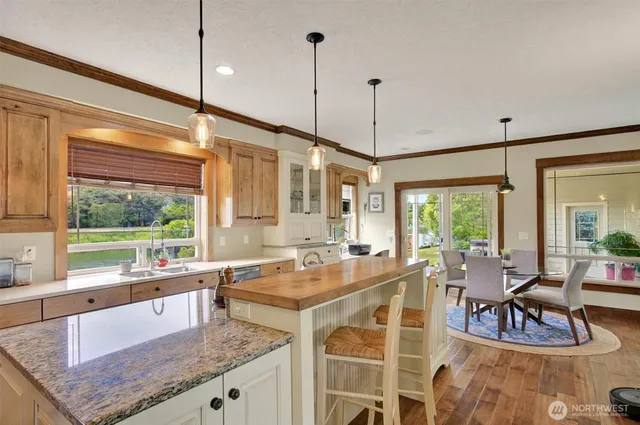 $638,000 | 45 North Welcome Slough Road, Cathlamet, WA 98612