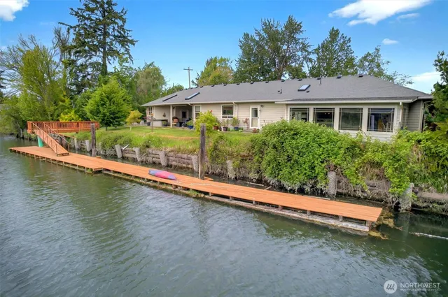 $638,000 | 45 North Welcome Slough Road, Cathlamet, WA 98612