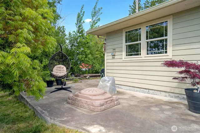 $638,000 | 45 North Welcome Slough Road, Cathlamet, WA 98612