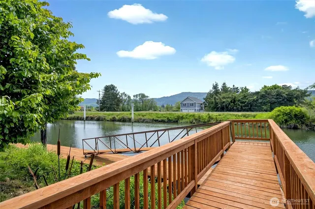 $638,000 | 45 North Welcome Slough Road, Cathlamet, WA 98612