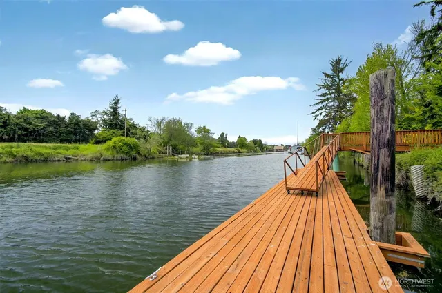 $638,000 | 45 North Welcome Slough Road, Cathlamet, WA 98612