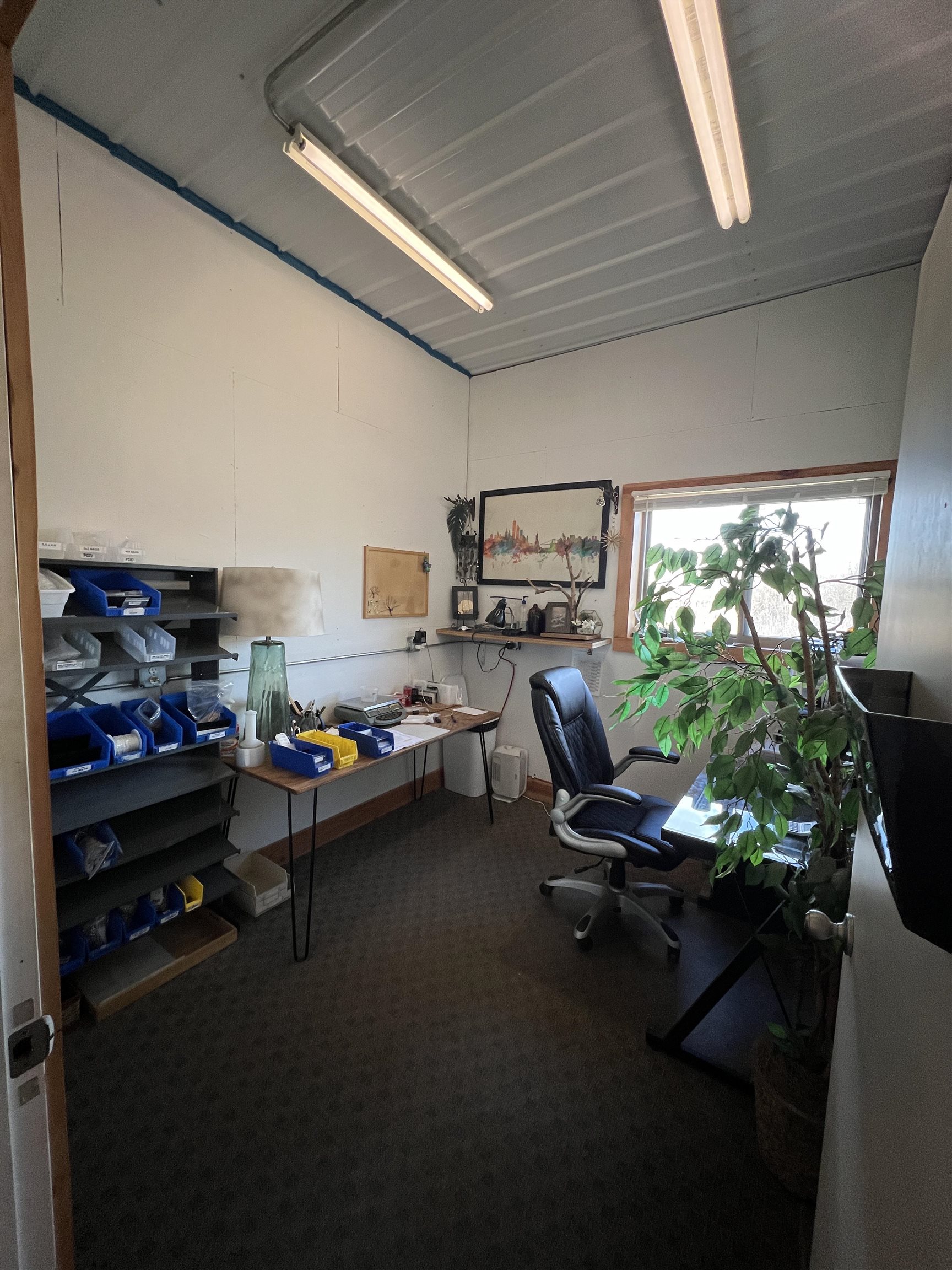 5140 Highway 20 Galena, IL 61036 - Photo 25 of 38 a room with furniture toys and a large window