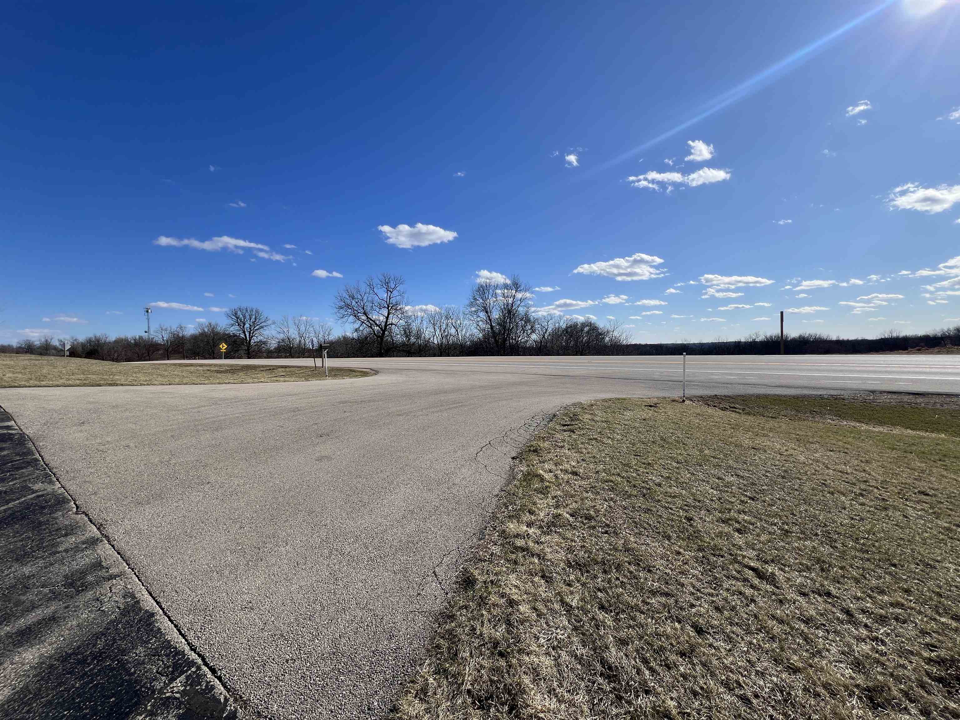 5140 Highway 20 Galena, IL 61036 - Photo 32 of 38 a view of an ocean beach and outdoor space