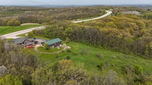 $695,000 | 5140 Highway 20, Galena, IL 61036