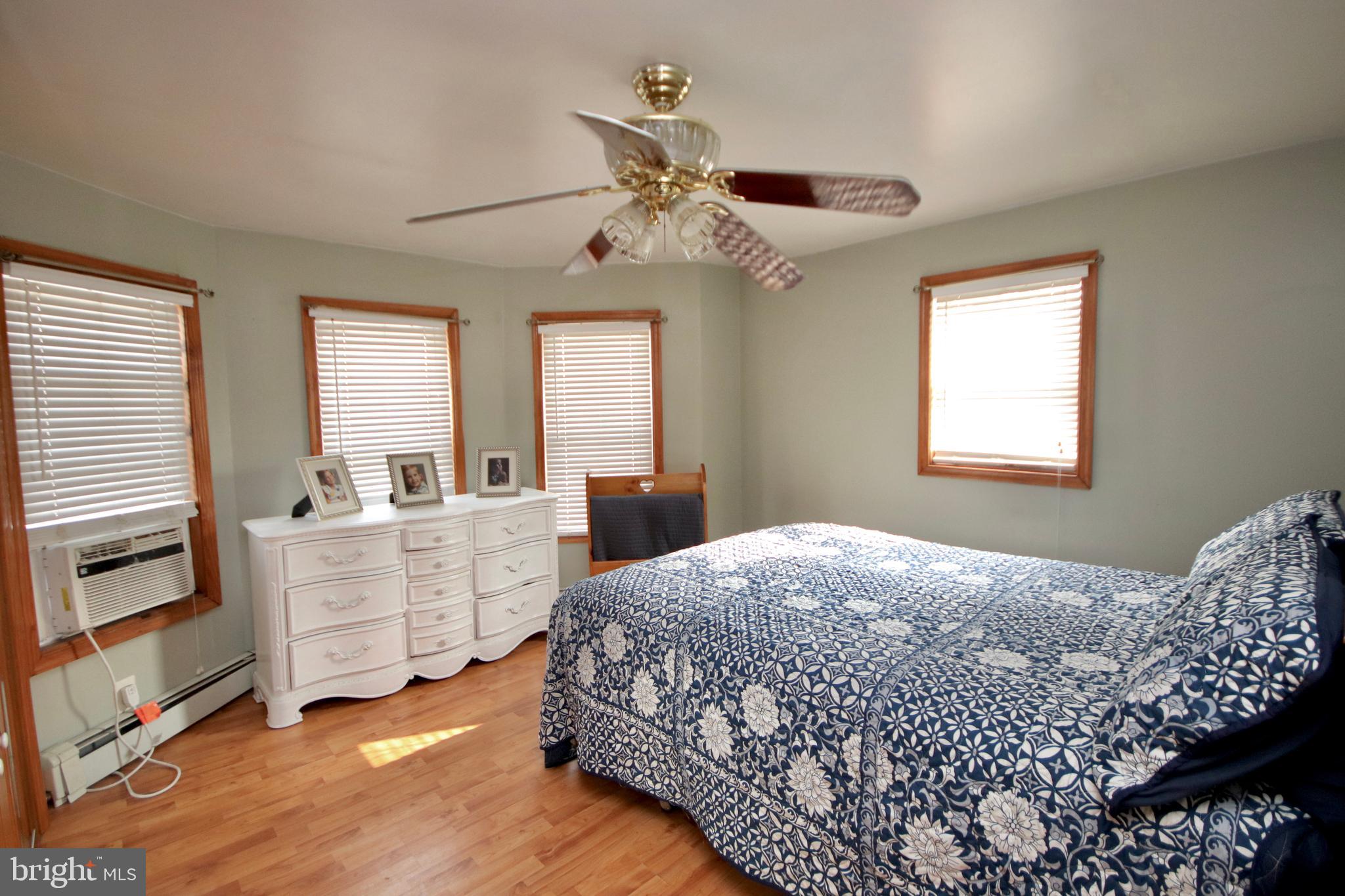636 Democrat Road Gibbstown, NJ 08027 - Photo 20 of 28 Main Bedroom
