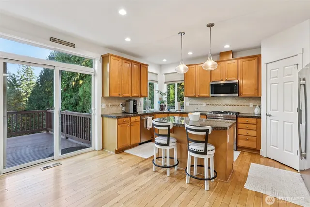 $1,350,000 | 15617 3rd Drive Southeast, Mill Creek, WA 98012