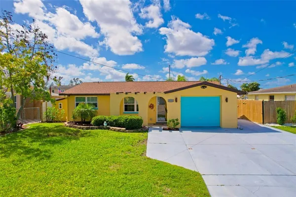 $399,900 | 7604 Hatteras Drive, Hudson, FL 34667