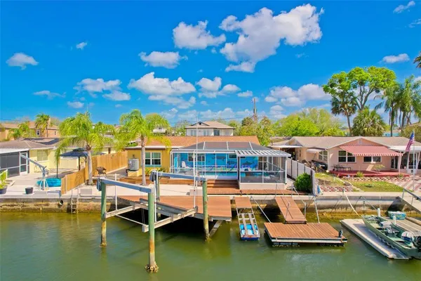 $399,900 | 7604 Hatteras Drive, Hudson, FL 34667