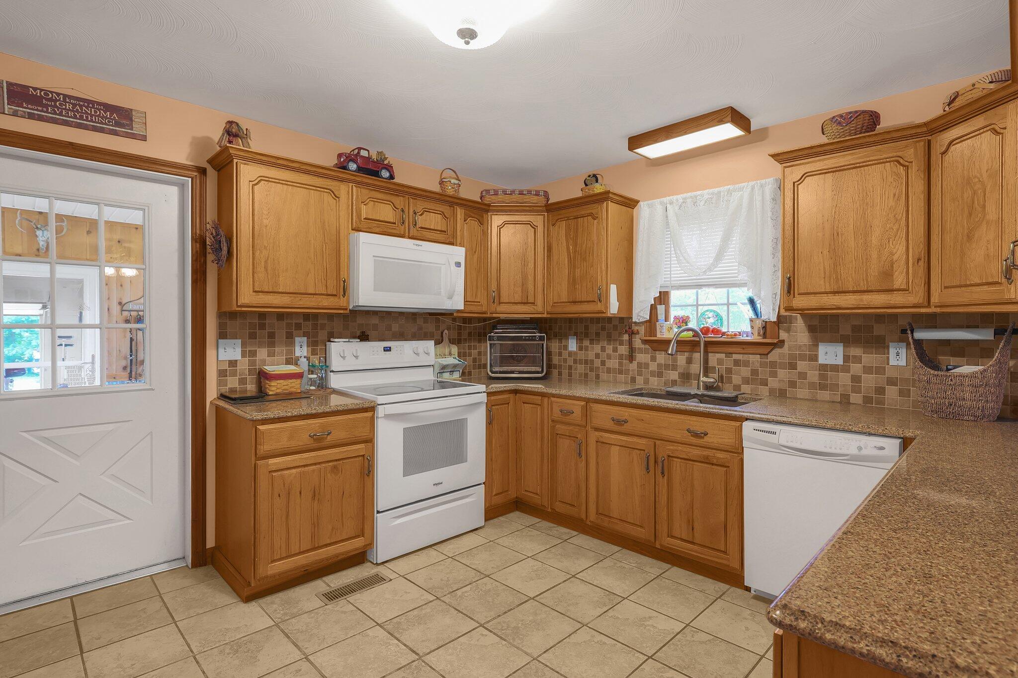 633 Kreisel Road Kingston, OH 45644 - Photo 8 of 55 17-web-or-mls-633-kreisel-rd