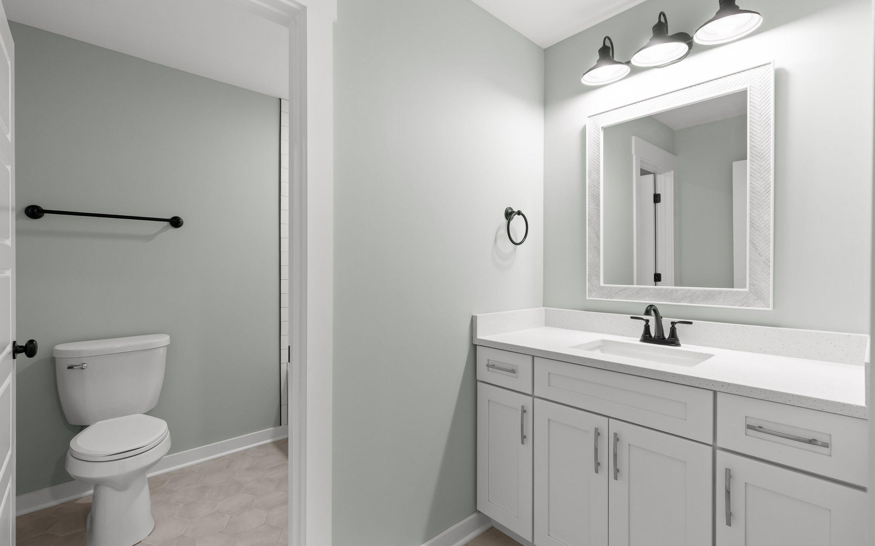 459 Candytuft Lane Hixson, TN 37343 - Photo 21 of 38 Bathroom