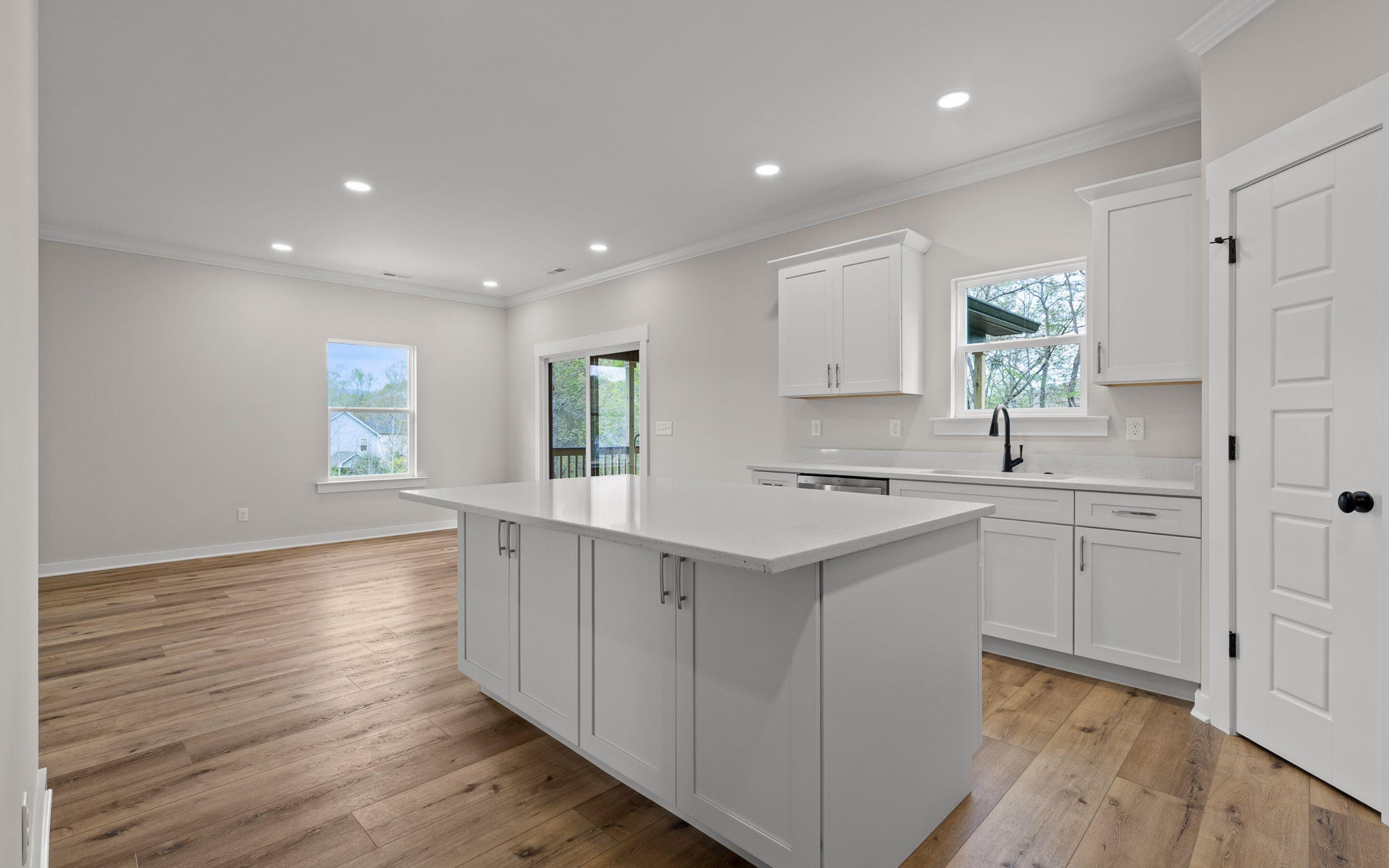 459 Candytuft Lane Hixson, TN 37343 - Photo 10 of 38 Kitchen