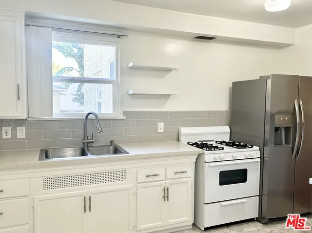 $2,350 | 2334 Keeler Street, Burbank, CA 91504