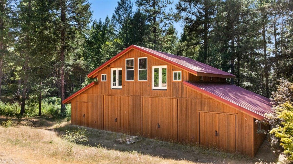 17607 Hooker Oak Road Nevada City, CA 95959 - Photo 1 of 38