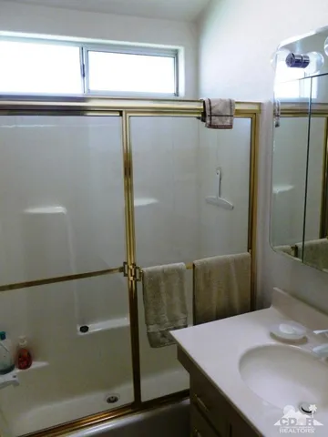 a close view of sink