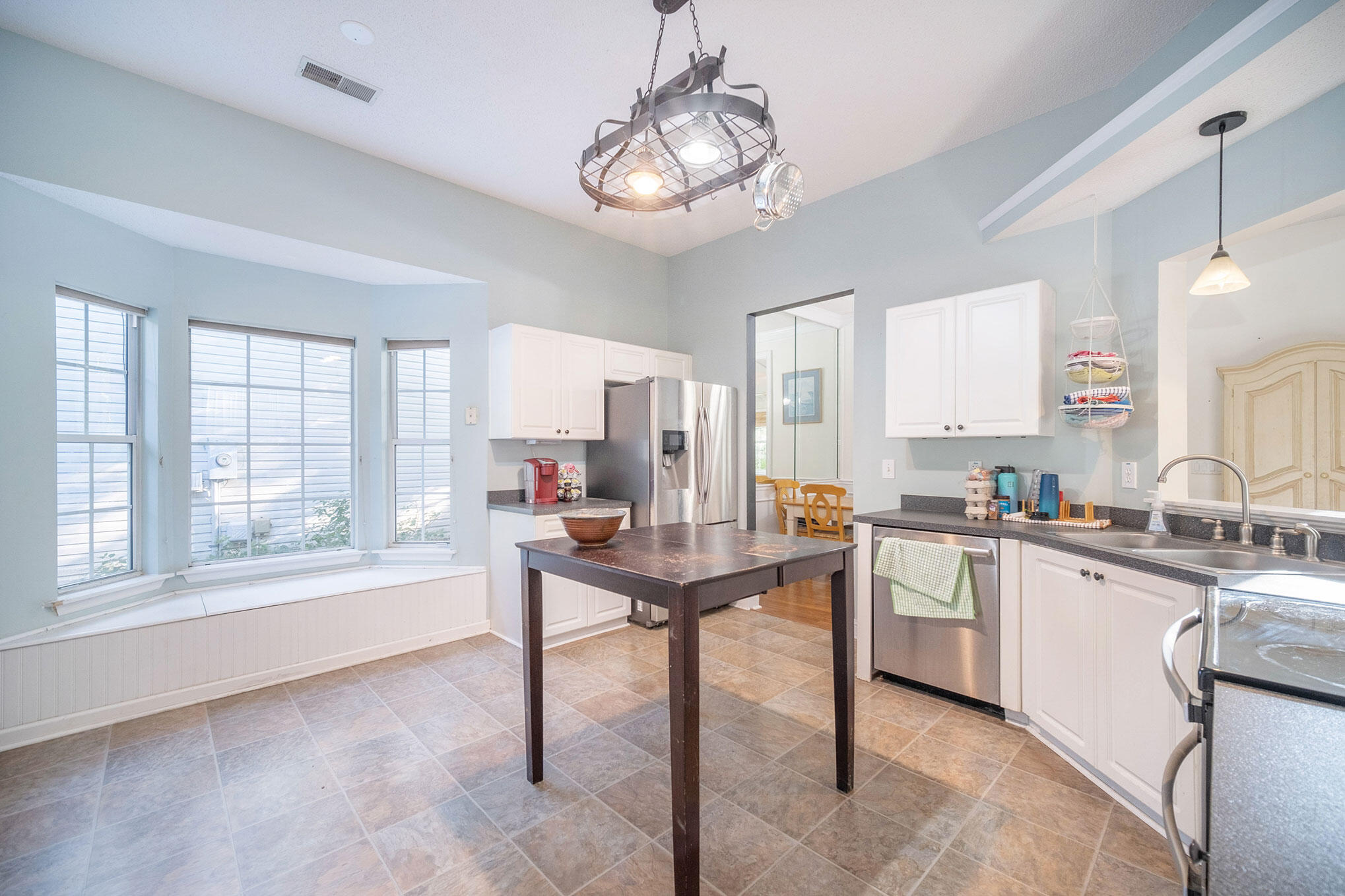 3258 Tabor Road Mount Pleasant, SC 29466 - Photo 10 of 24 Kitchen