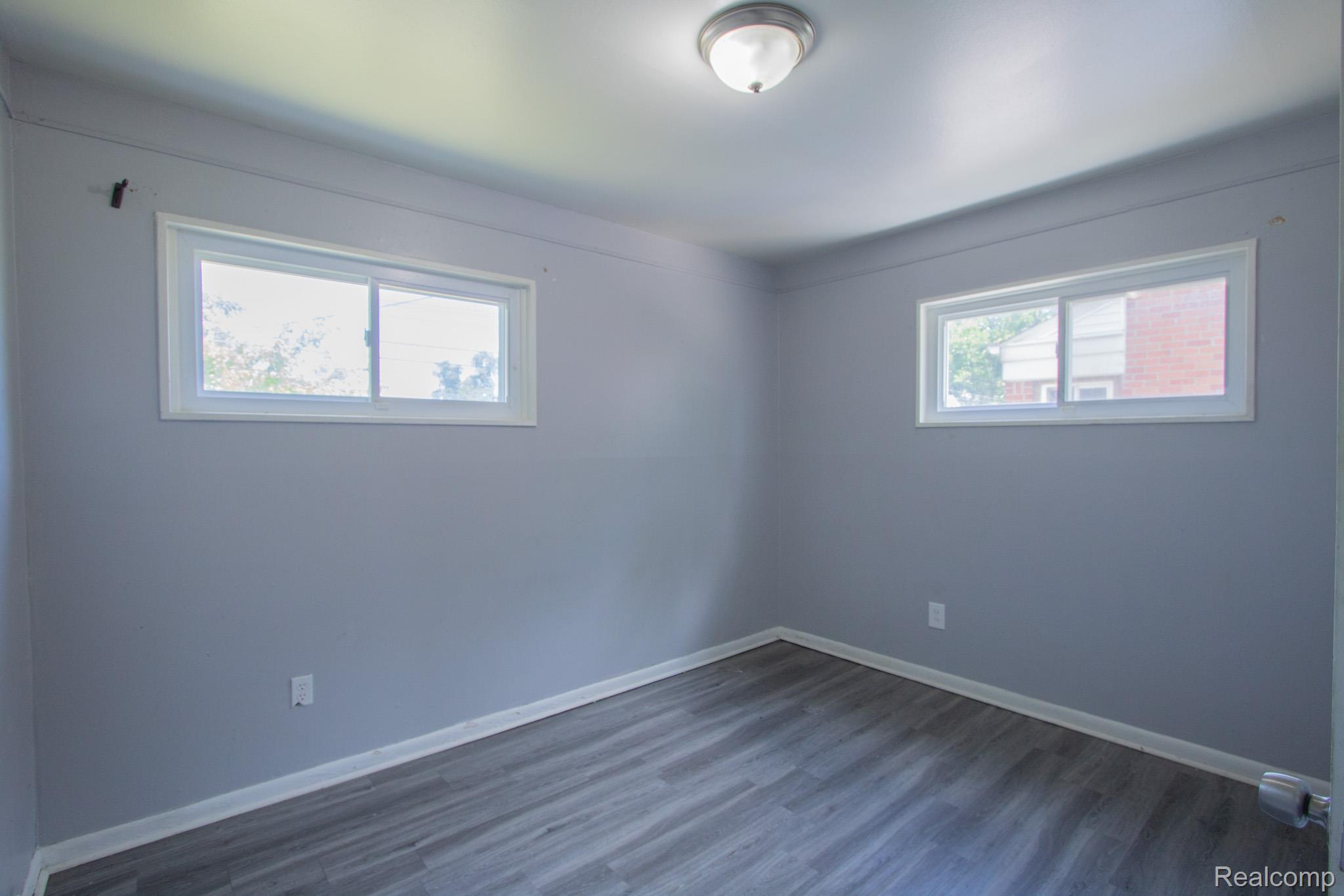 29864 Brooklane Street Inkster, MI 48141 - Photo 13 of 27 IMG_1869.jpg