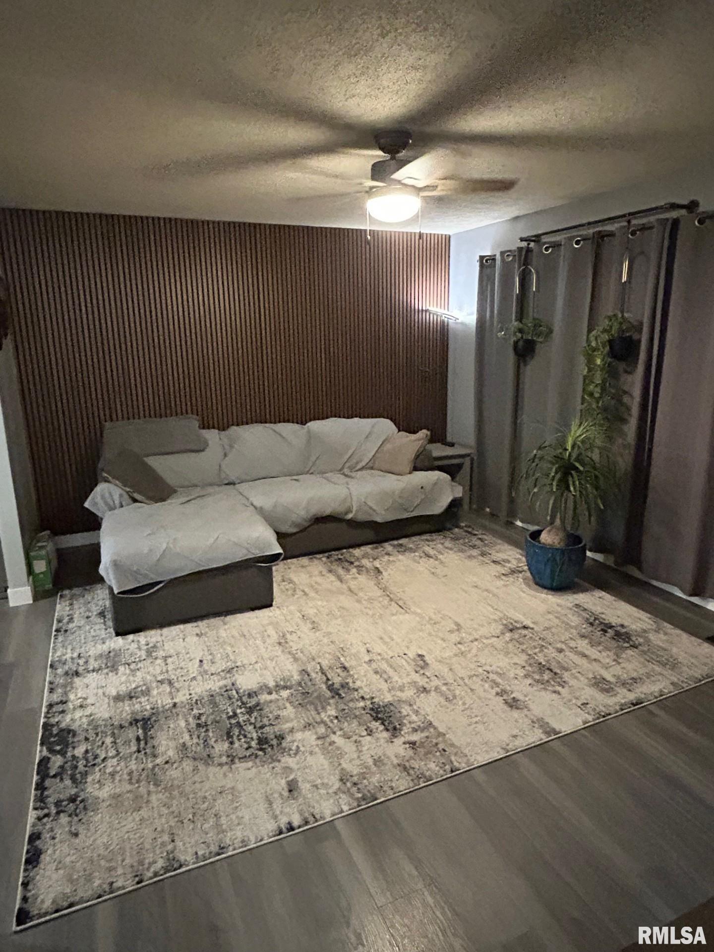 2414 East Devonshire Road Springfield, IL 62703 - Photo 7 of 13