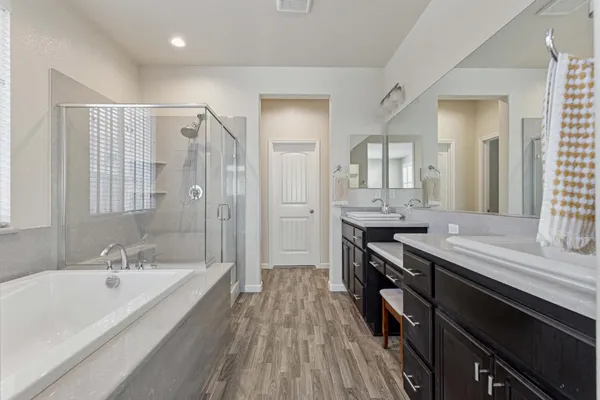 $674,999 | 3264 Showcase Way, Modesto, CA 95356
