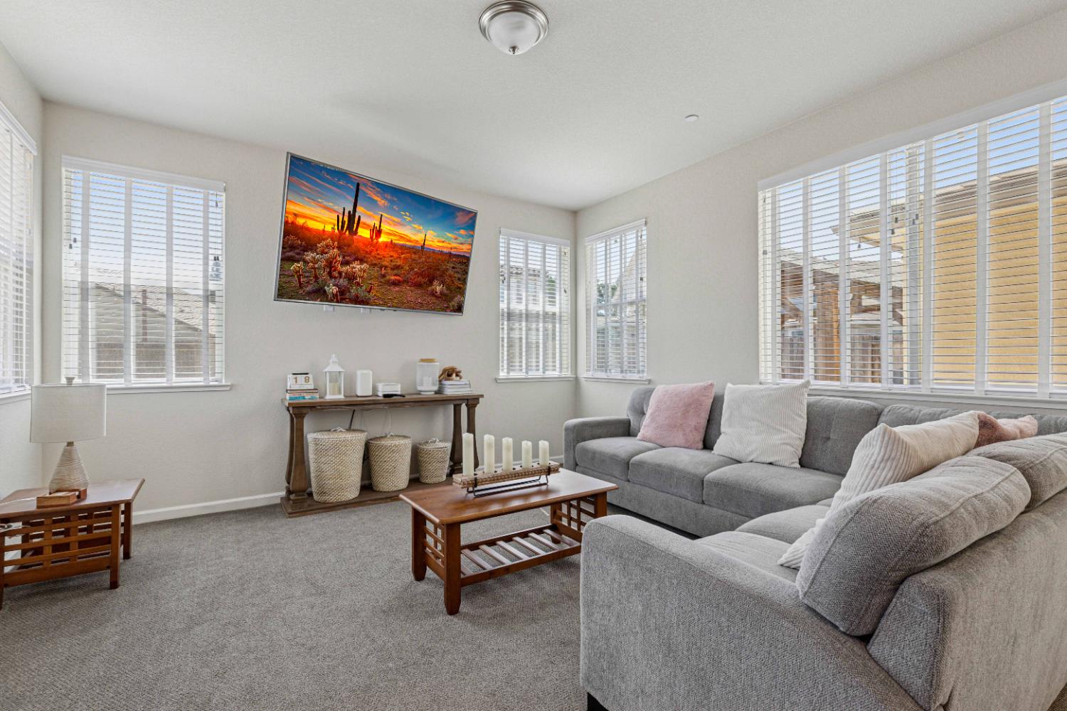 3264 Showcase Way Modesto, CA 95356 - Photo 2 of 31 a living room with furniture and a flat screen tv