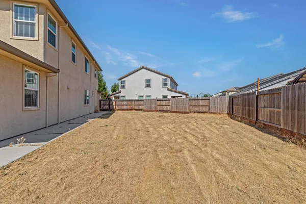 $674,999 | 3264 Showcase Way, Modesto, CA 95356