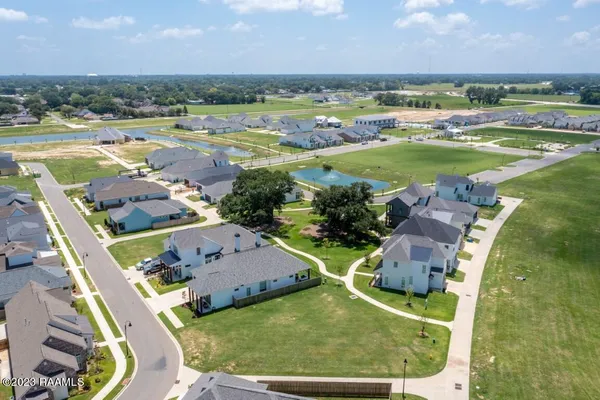 $95,000 | 112 Oak Village Drive, Scott, LA 70583
