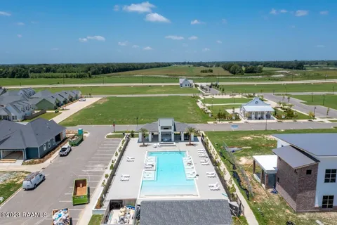 $105,000 | 112 Oak Village Drive, Scott, LA 70583