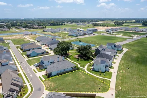 $105,000 | 112 Oak Village Drive, Scott, LA 70583