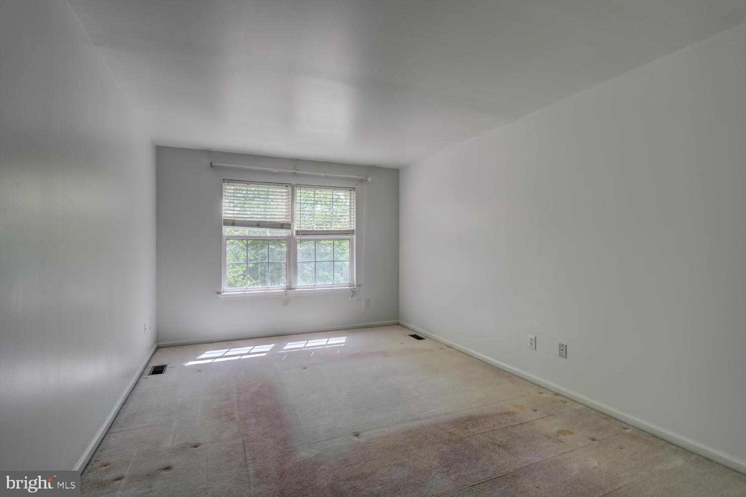 109 Windsor Pond Road Princeton Junction, NJ 08550 - Photo 22 of 29
