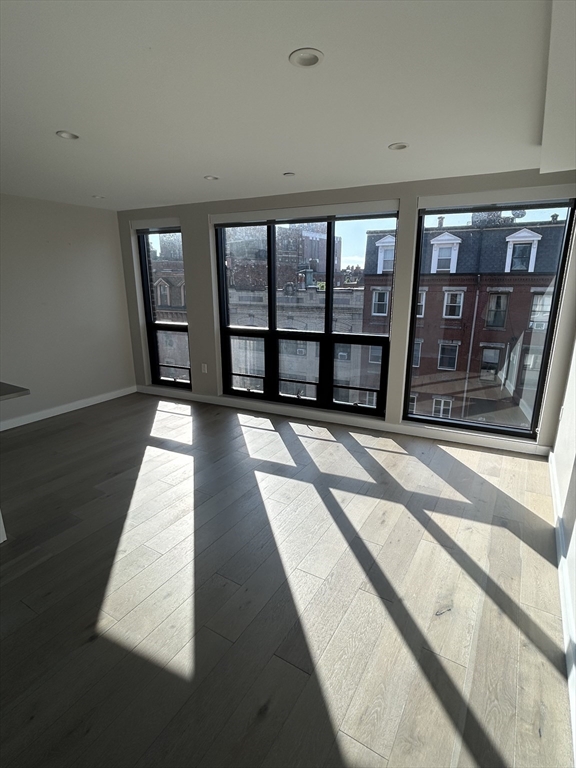 244 Hanover Street, Unit 509 Boston, MA 02113 - Photo 1 of 15