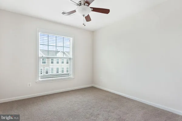 $3,100 | 41833 Diabase Square, Aldie, VA 20105