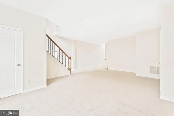 $3,100 | 41833 Diabase Square, Aldie, VA 20105