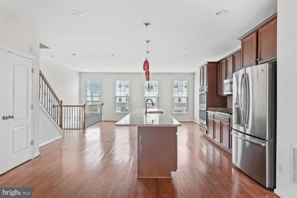 $3,100 | 41833 Diabase Square, Aldie, VA 20105