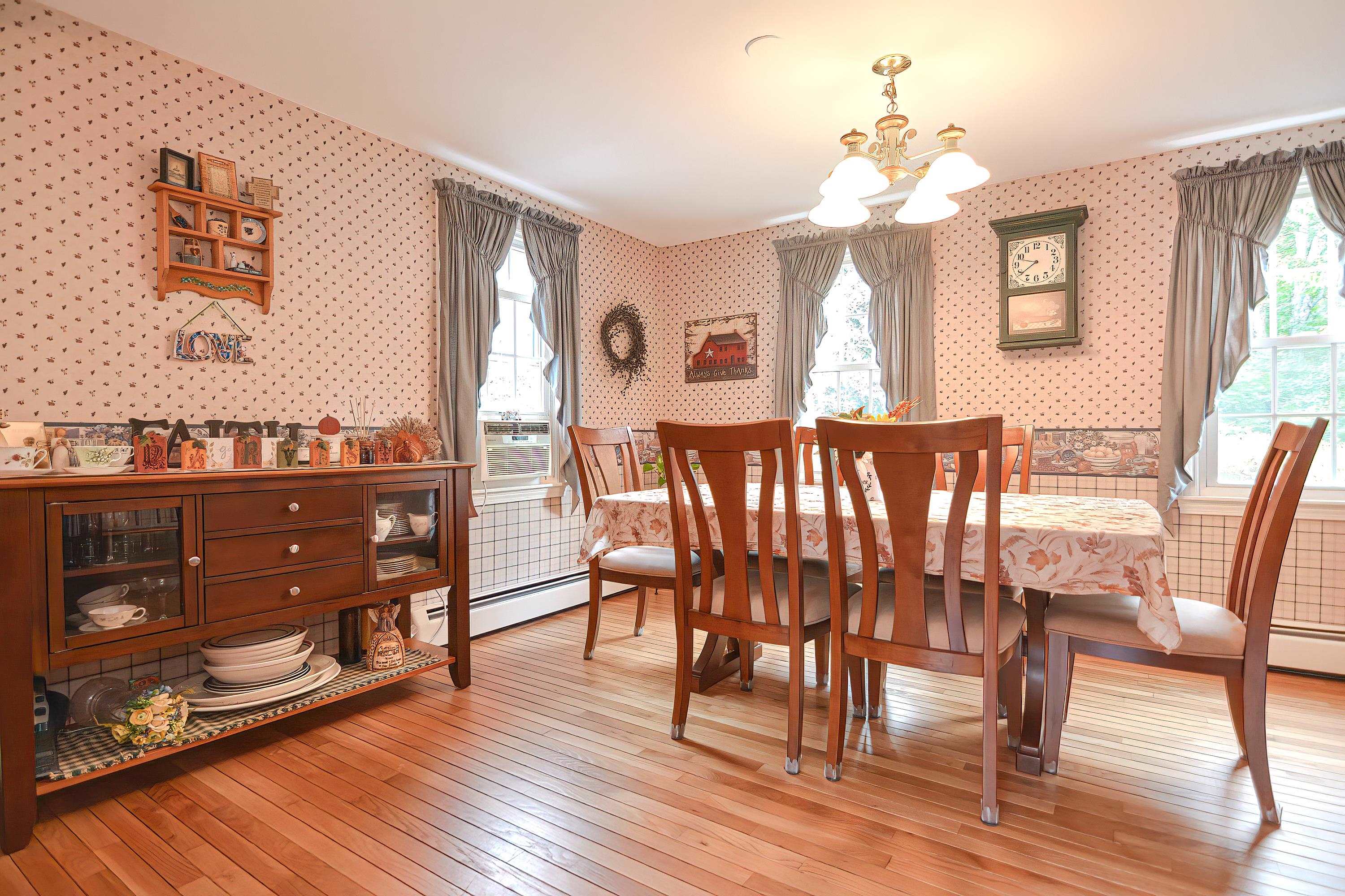 94 Scobie Pond Road Derry, NH 03038 - Photo 15 of 40