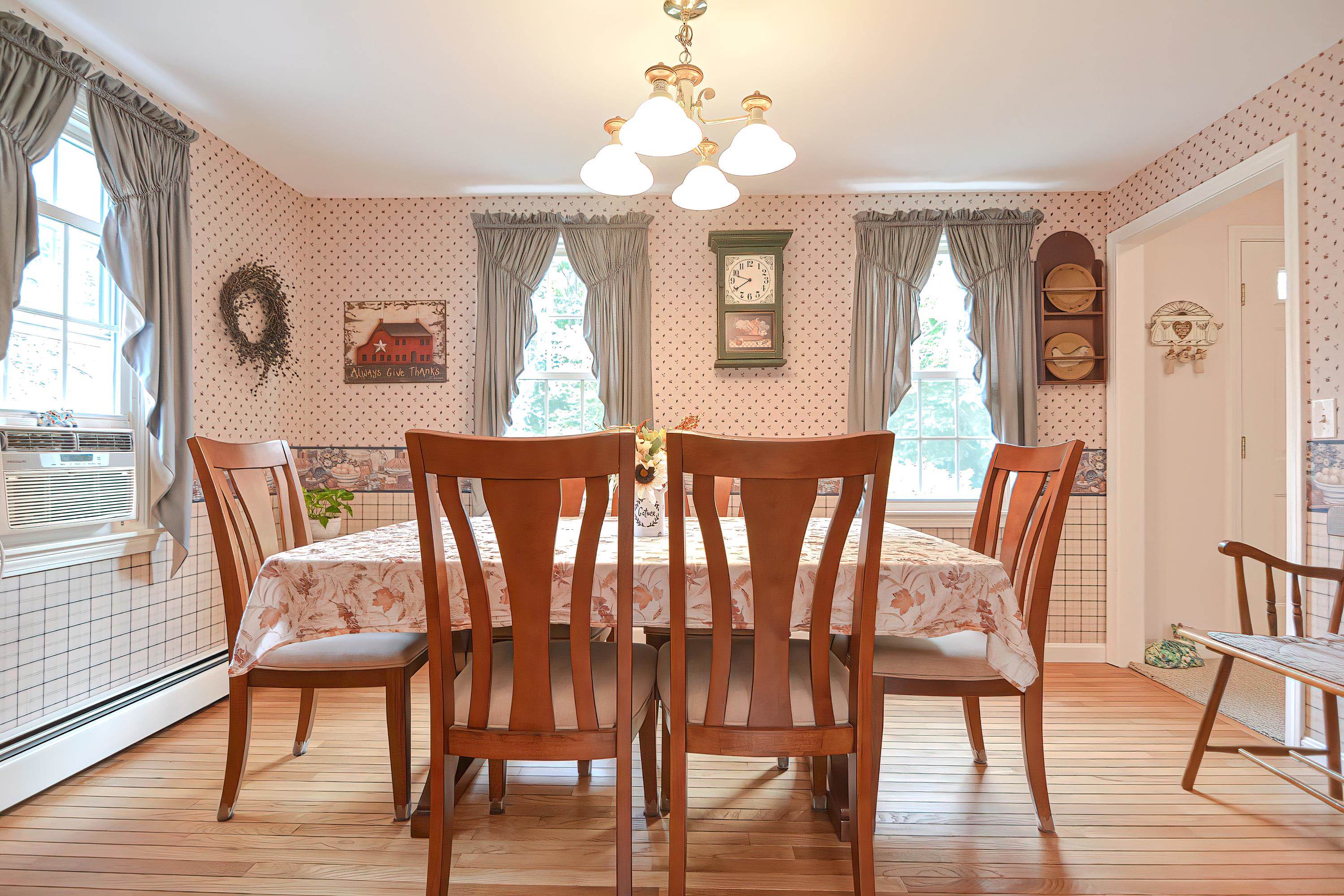 94 Scobie Pond Road Derry, NH 03038 - Photo 16 of 40