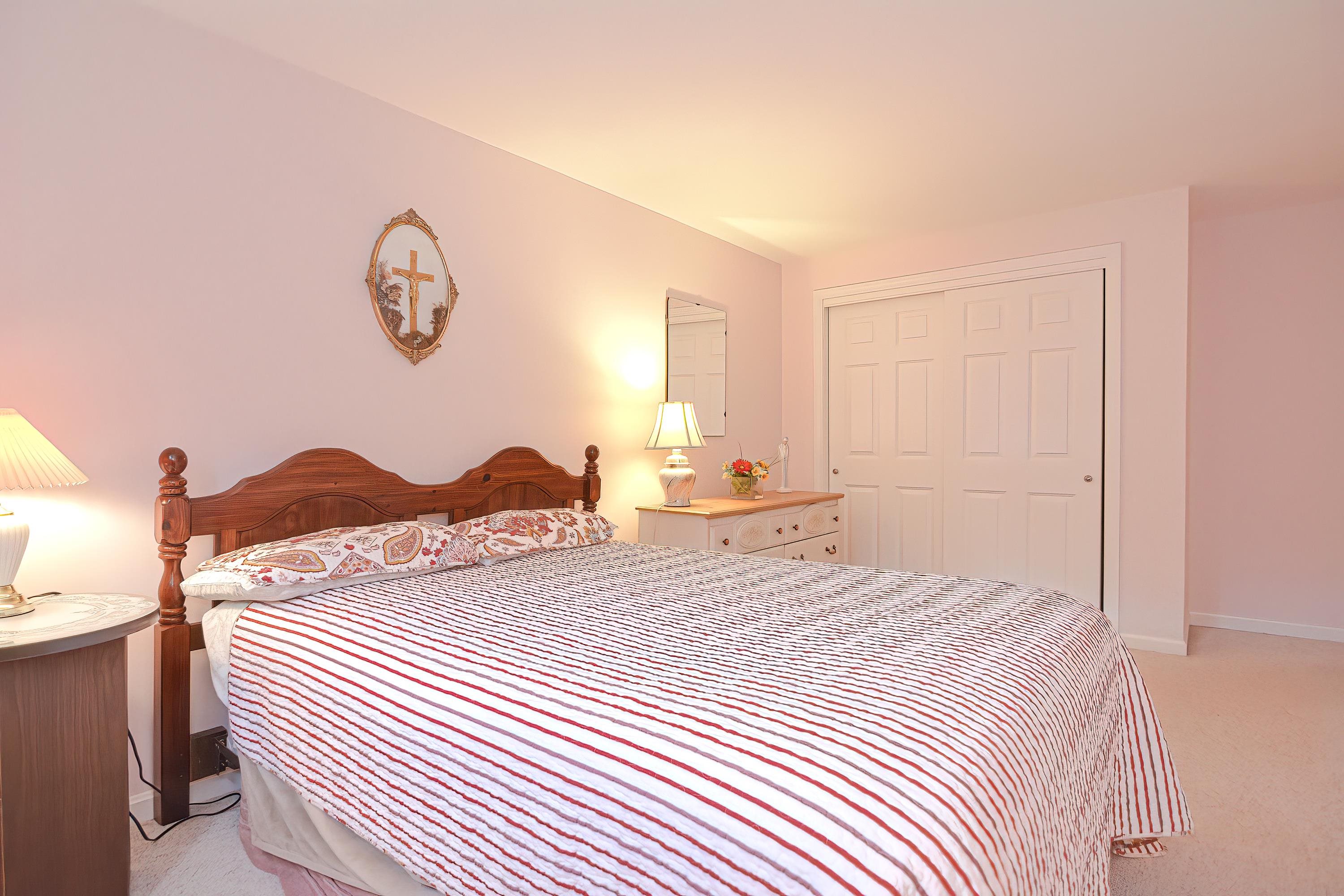 94 Scobie Pond Road Derry, NH 03038 - Photo 27 of 40