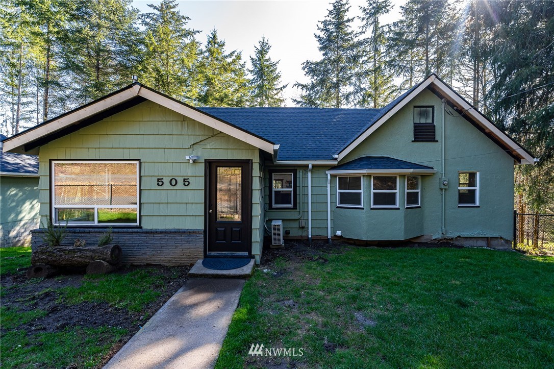 505 Haywire Road Winlock, WA 98596 - Photo 2 of 37