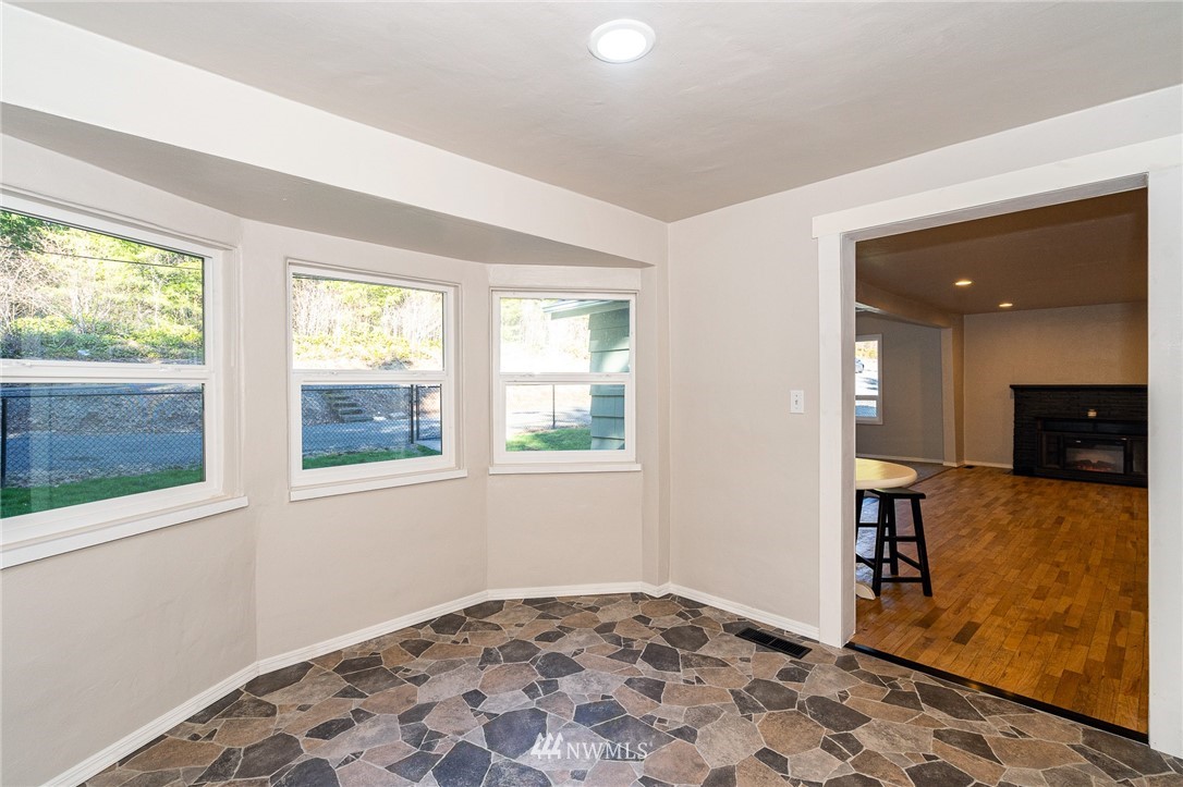 505 Haywire Road Winlock, WA 98596 - Photo 19 of 37