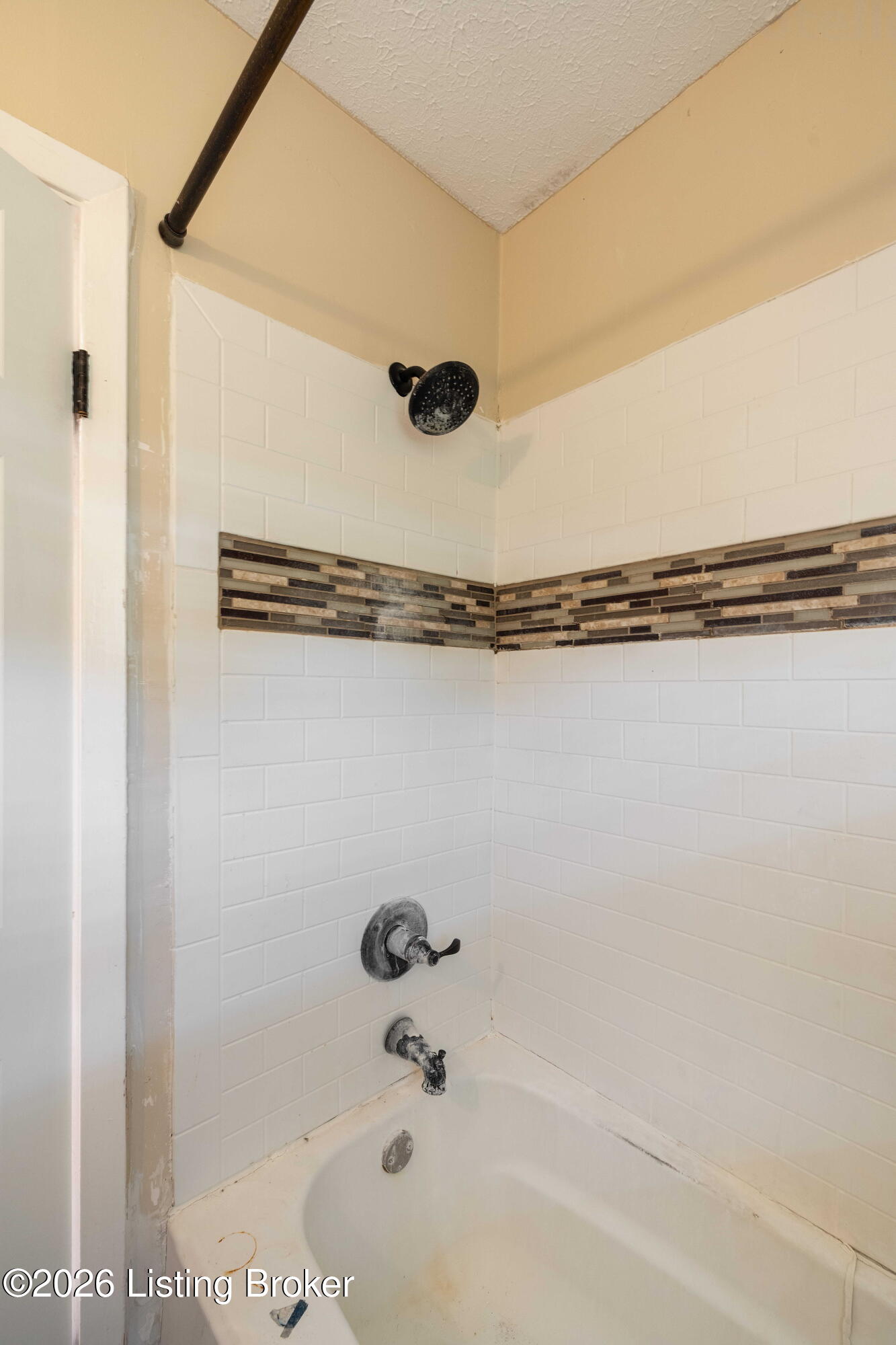 6707 Rest Way Prospect, KY 40059 - Photo 15 of 26 Another view of bathroom