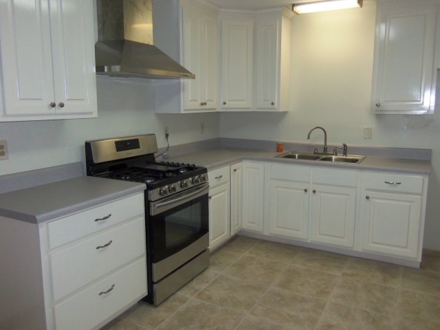 8231 Hurricane Road Bay Minette, AL 36507 - Photo 3 of 17 Kitchen