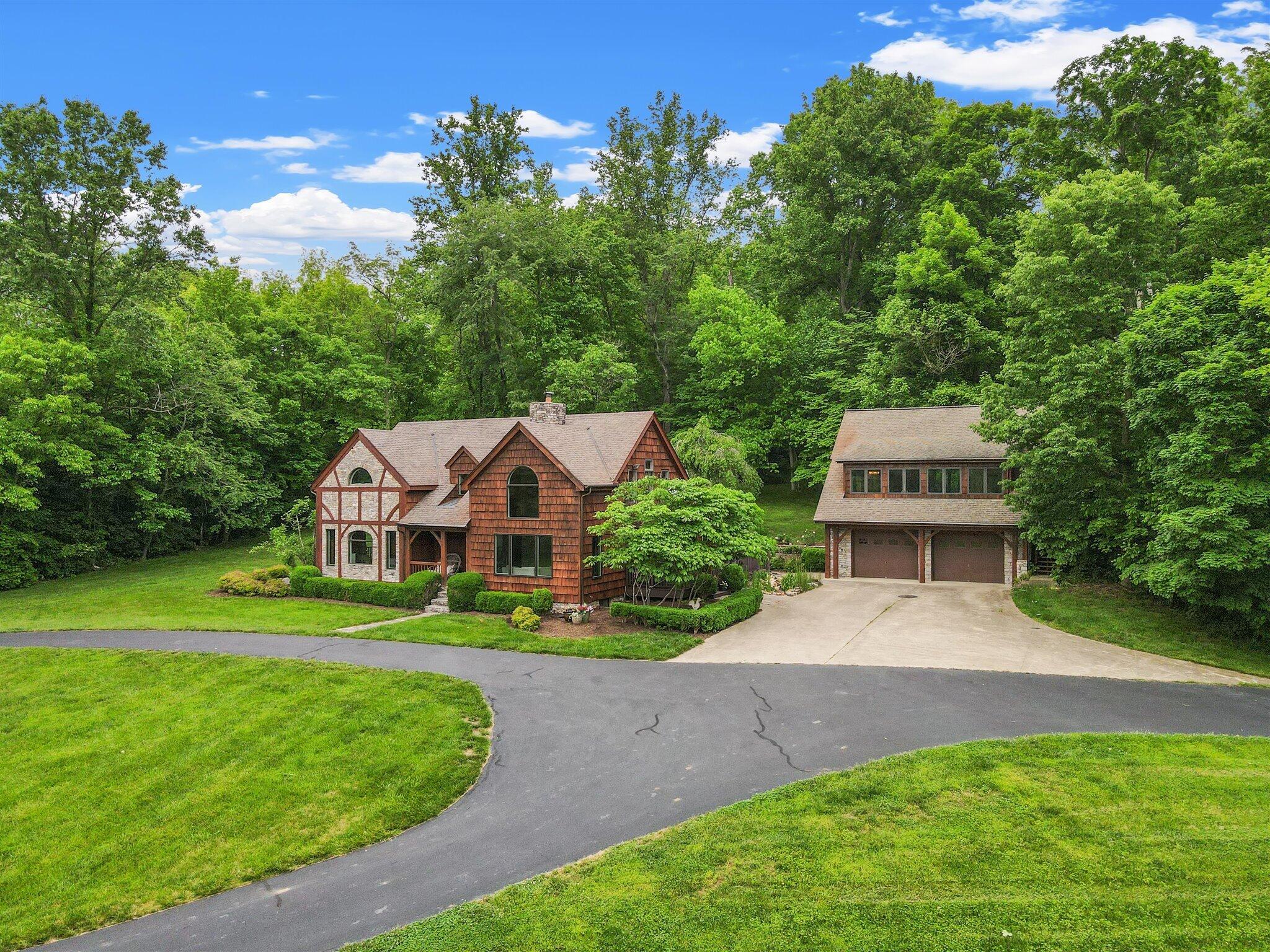 3605 Watts Ferry Road Frankfort, KY 40601 - Photo 18 of 181 170-Photo_1080295807_DJI_383_jpg_6949990